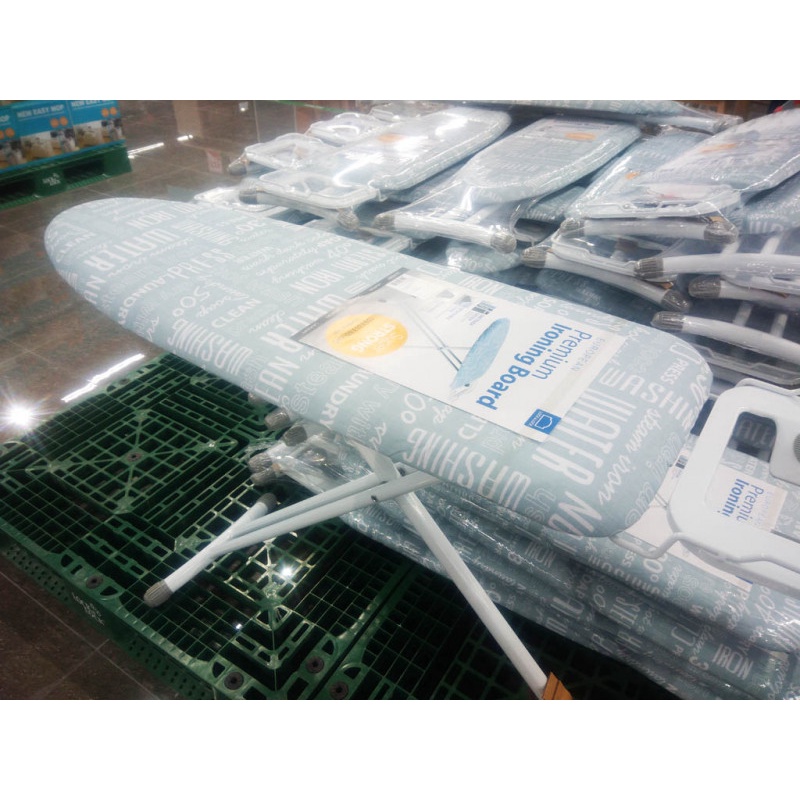 Bàn để ủi quần áo khung bằng thép F00141
