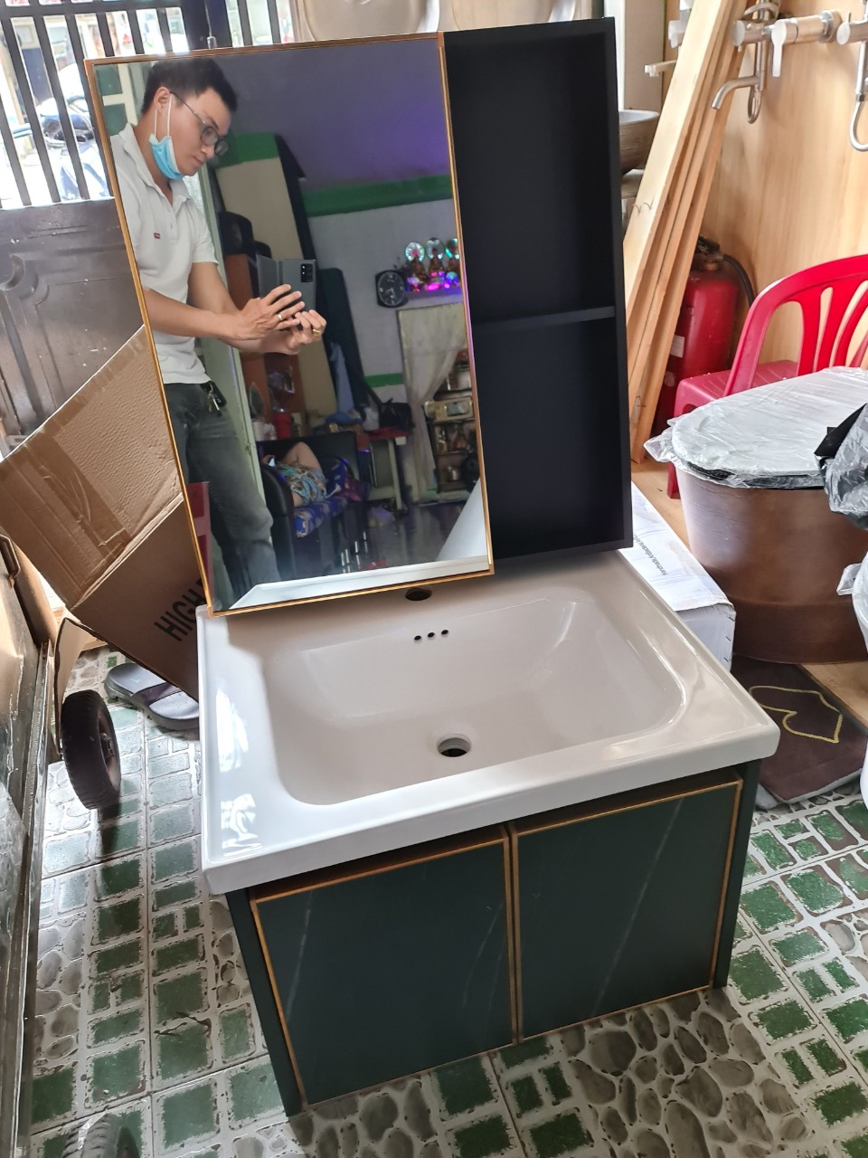 Tủ lavabo nhôm chống ẩm cao cấp