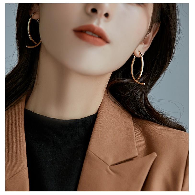 Bông tai thời trang dáng dài khí chất cao cấp theo phong cách hiện đại - E00002