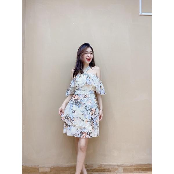 Váy voan tơ hoa trễ vai dây buộc cổ.