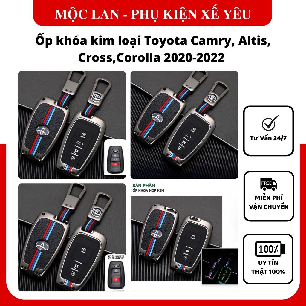Ốp khóa kim loại phản quang-Camry, Altis, Cross,Corolla  2020-2022 Hợp Kim Metal Cao Cấp Chống Gỉ