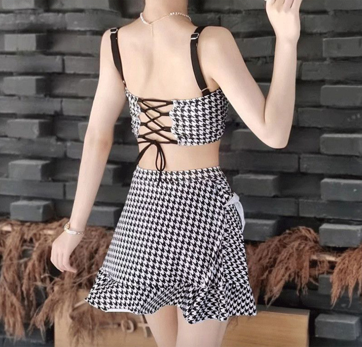 Bộ đồ bơi bikini nữ hai mảnh kín đáo đi tắm biển giấu bụng, tôn dáng hack chân dài kẻ caro - B.48