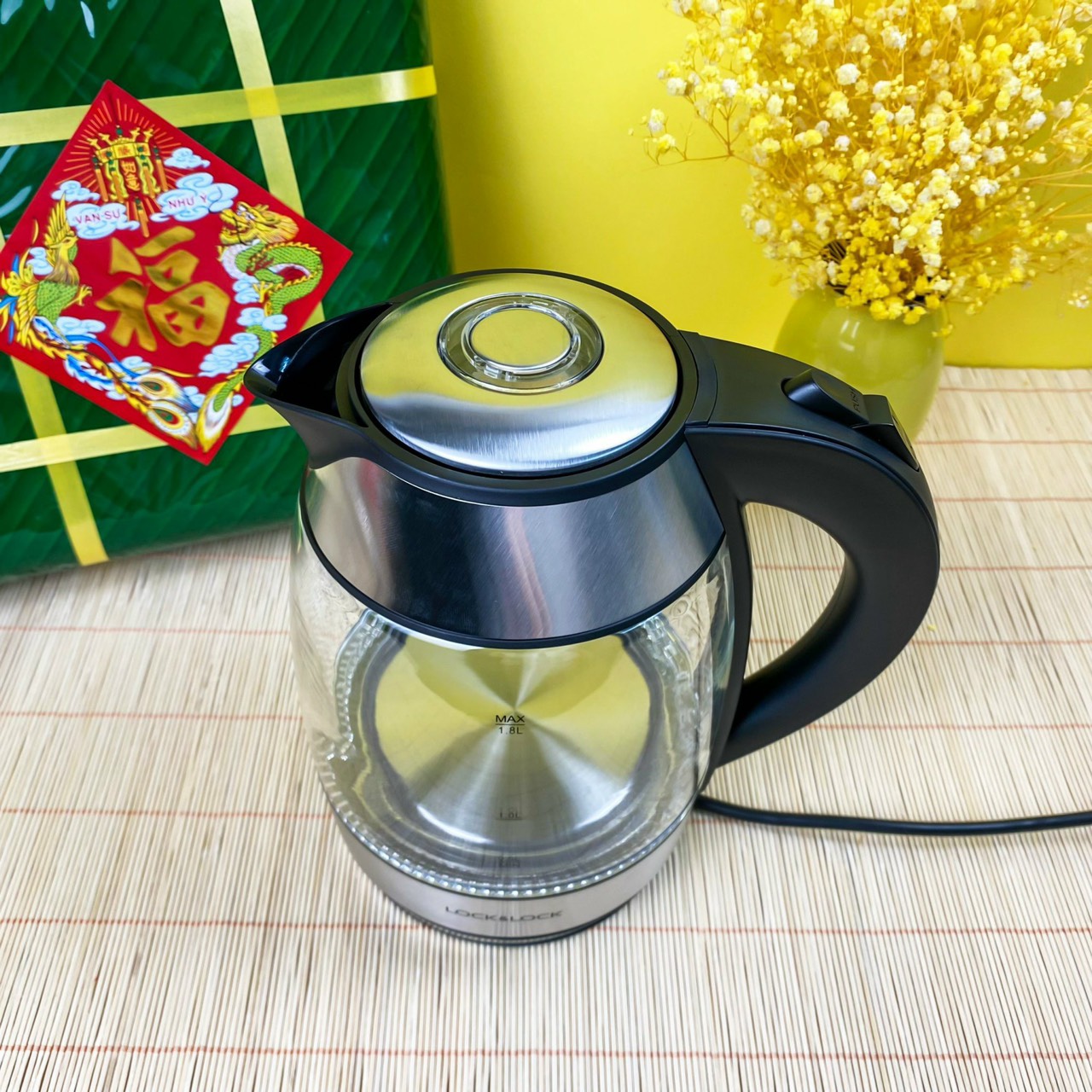 Ấm đun siêu tốc Lock&amp;Lock thân bình thủy tinh dung tích 1.8L công suất 1850W EJK418SLV - Hàng chính hãng