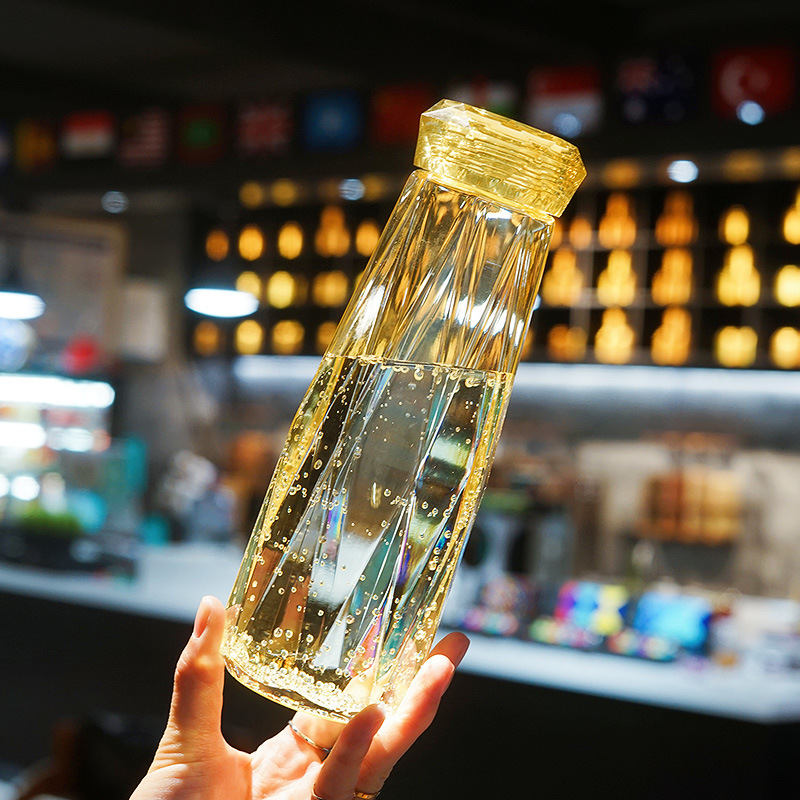 Bình Nước Thủy Tinh Kim Cương 500ml - Vàng
