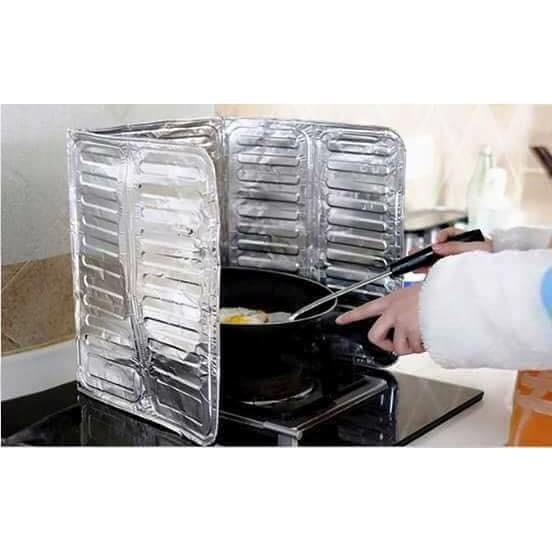 Tấm chắn dầu mỡ tiện dụng cho nhà bếp