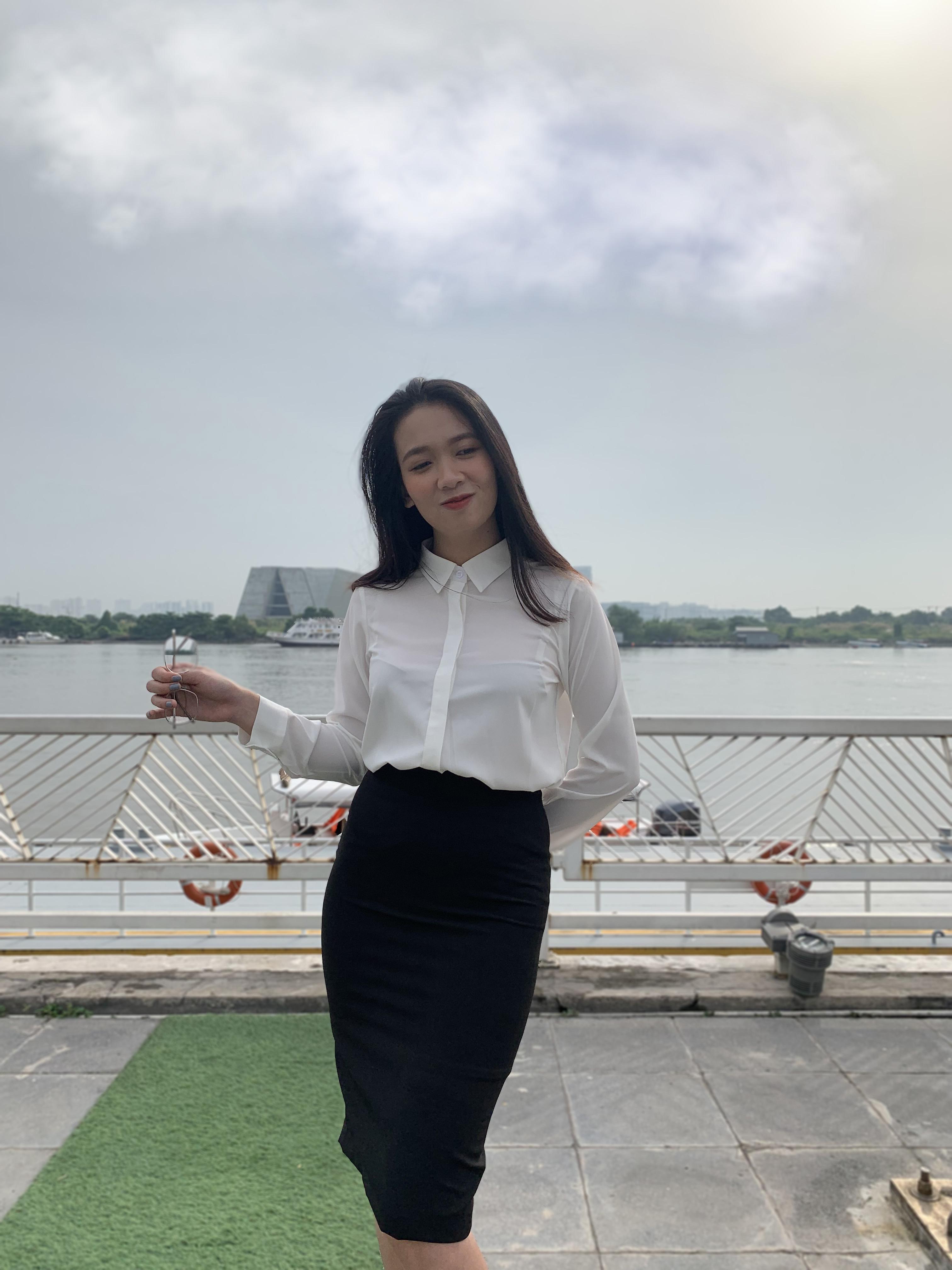 Chân Váy Bút Chì Thiết Kế - Chây Váy Thời Trang Công Sở xẻ Sau - Đen - BL0022
