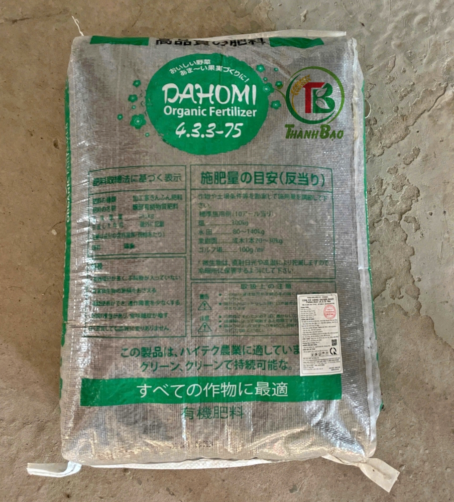 Phân bón hữu cơ Nhật 4-3-3-75 OM Dahomi CCV (25kg) -Sử dụng được cho tất cả loại cây trồng, giải độc hữu cơ, hạ phèn đất