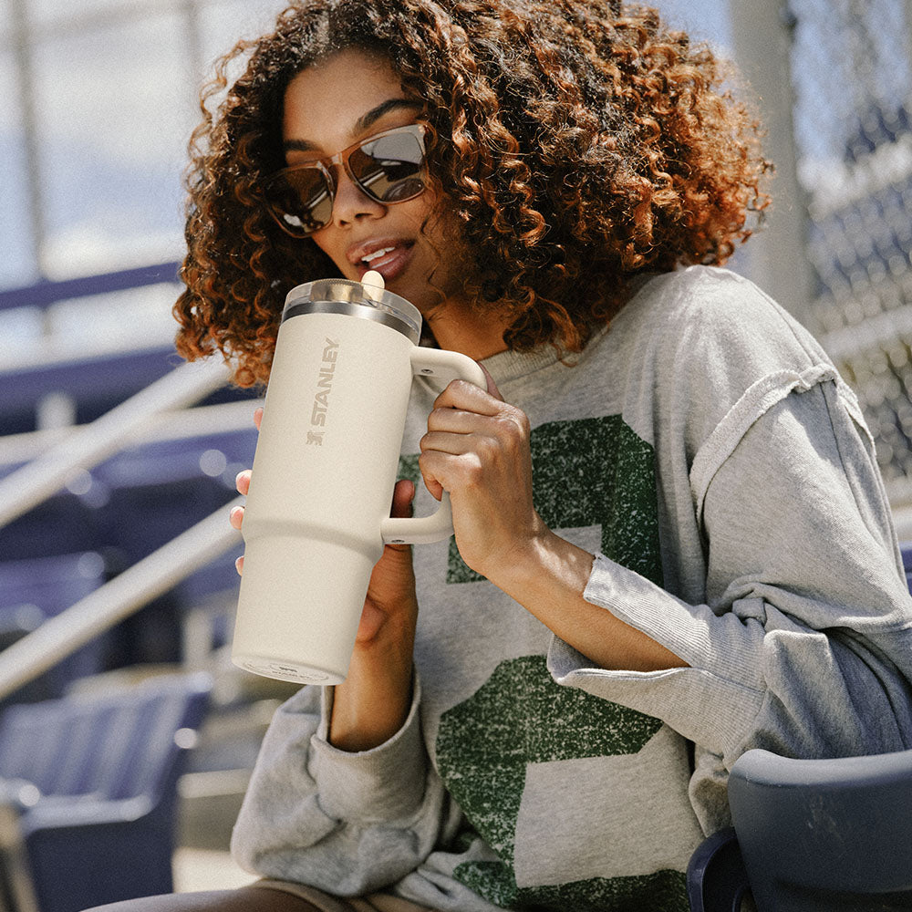 Ly cốc giữ nhiệt Stanley Quencher H2.0 PROTOUR Flip Straw Tumbler có tay cầm