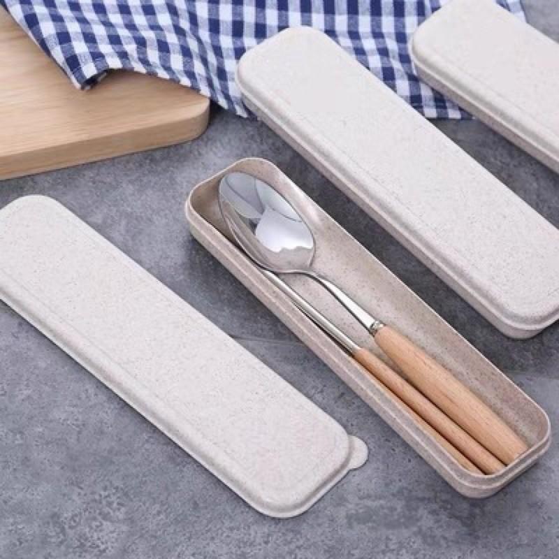 Bộ thìa đũa + kèm hộp văn phòng cao cấp