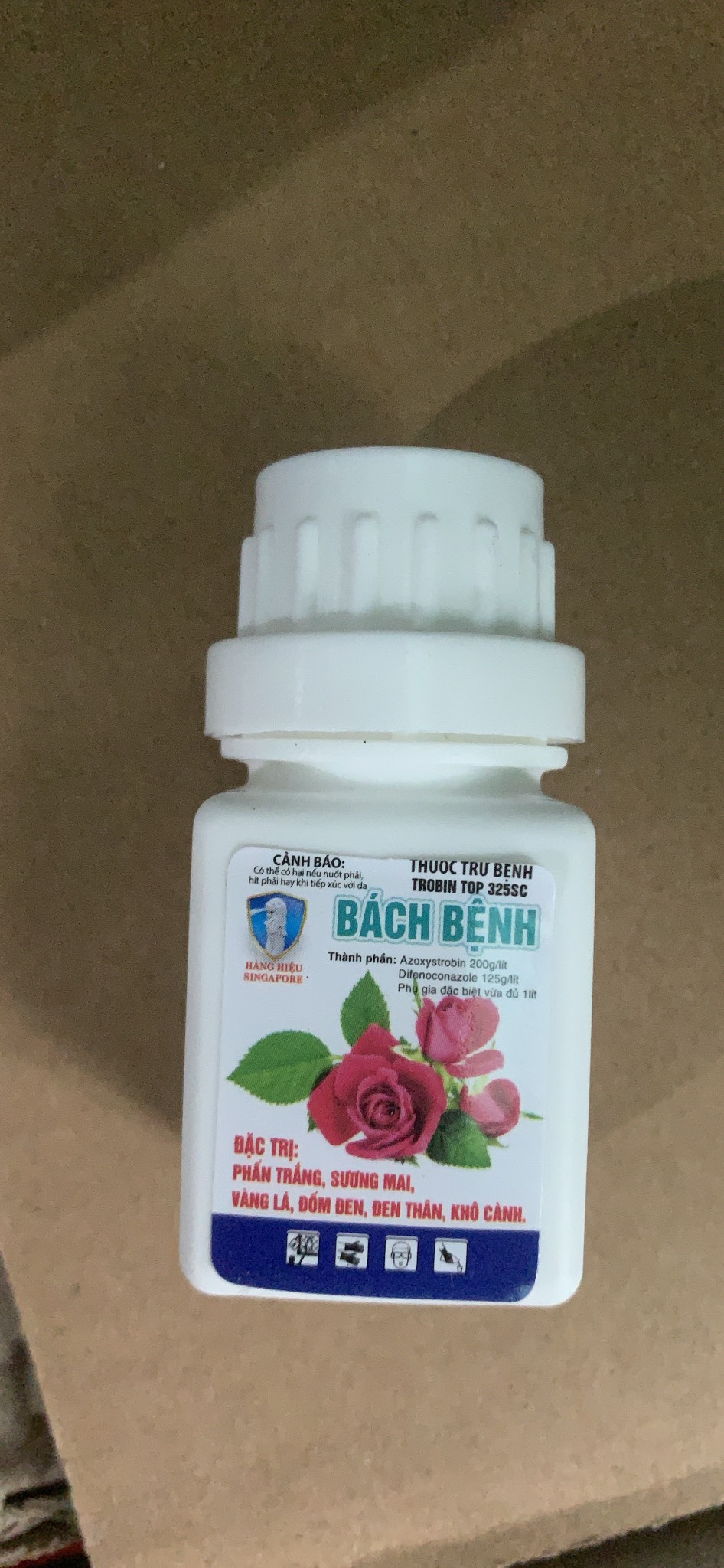 Chế Phẩm Trừ Bệnh Vàng Lá, Phấn Trắng, Đốm Đen BÁCH BỆNH Cho Cây Trồng lọ 15ml