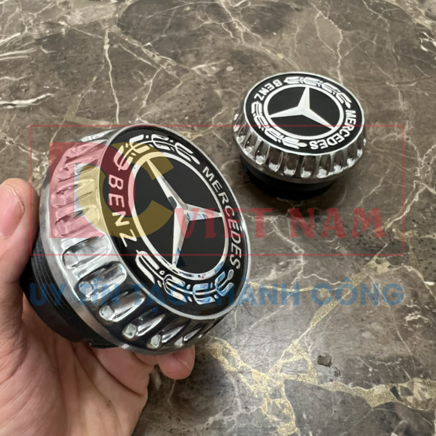 Logo chụp mâm, ốp lazang bánh xe ô tô Mercedes và Maybach WH3 - Chân cài dạng ren chốt làm từ Nhựa ABS và Hợp kim nhôm cao cấp