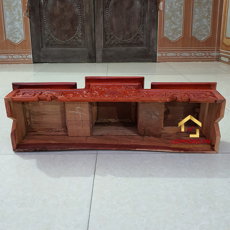 Tam cấp để bát hương bằng gỗ hương mặt vuông đẹp bền và chắc chắn