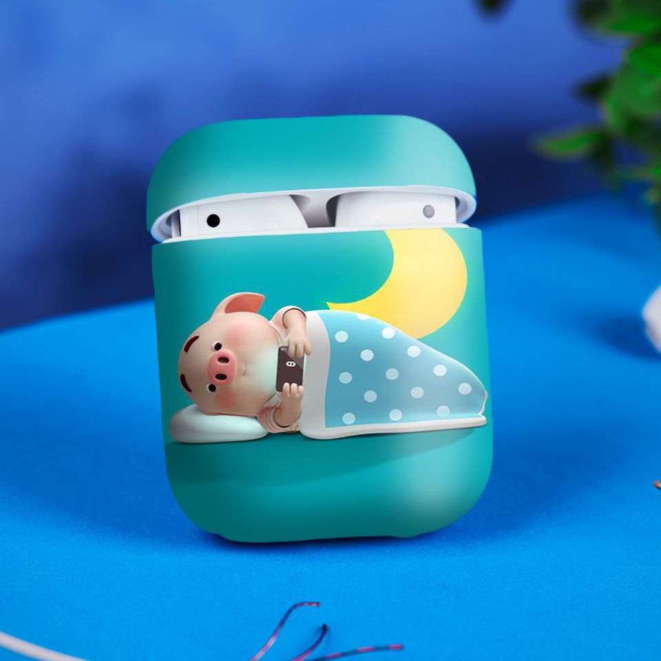 Miếng dán skin chống bẩn cho tai nghe AirPods in hình Heo con dễ thương - HEO2k19 - 115 (bản không dây 1 và 2