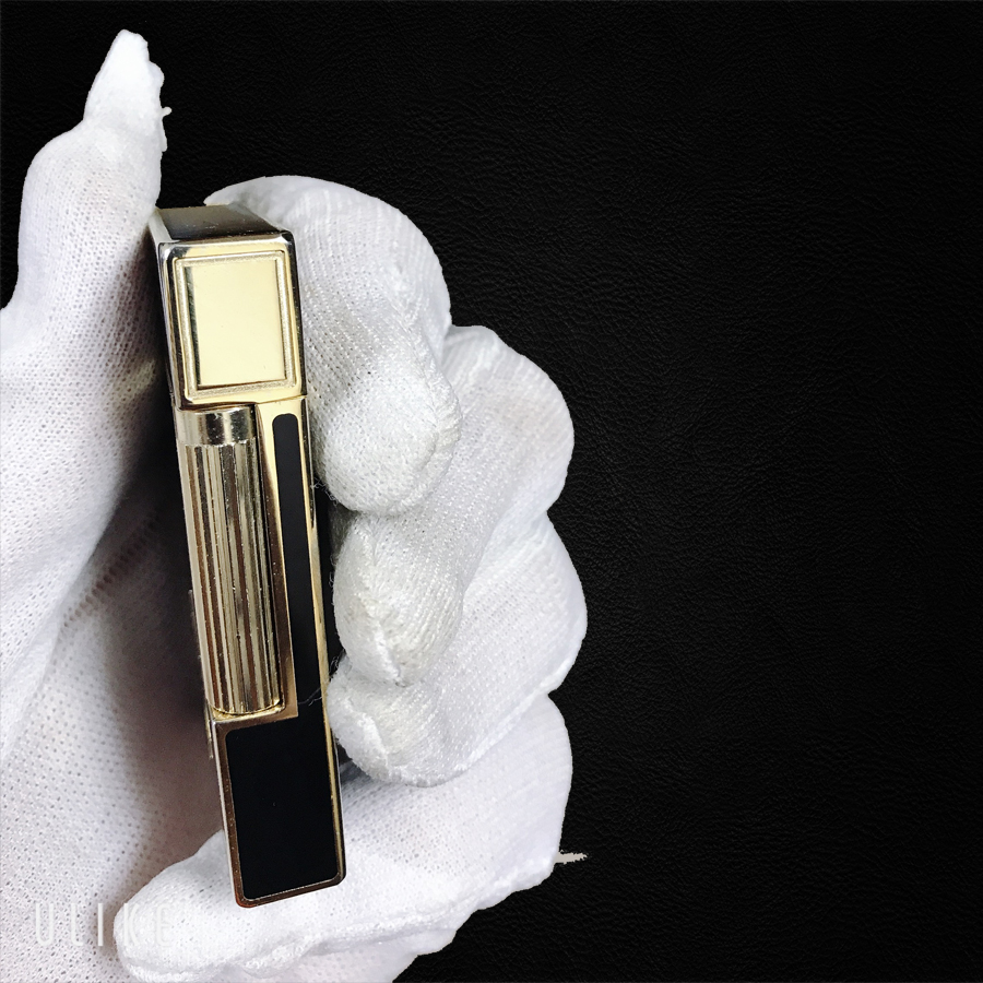 Hộp Quẹt Bật Lửa Gas Đá Sơn Mài Đen Họa Tiết Hình Ngôi Sao Vàng Cao Cấp