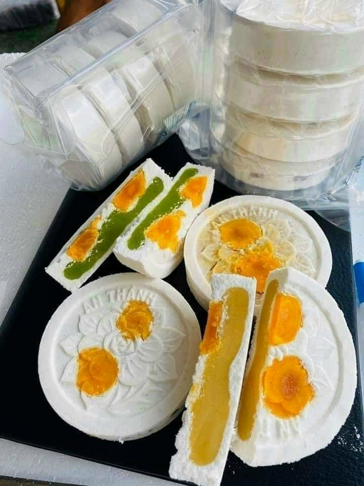 Bánh In Nhân Trứng Muối Mix Đặc Biệt Thơm Ngon DTFood