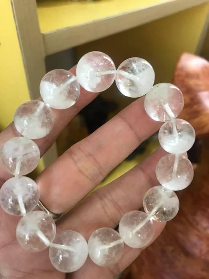 CHIẾC VÒNG THẠCH ANH ƯU LINH TRẮNG 14MM NAM MỆNH KIM THUỶ ĐÁ THIÊN NHIÊN