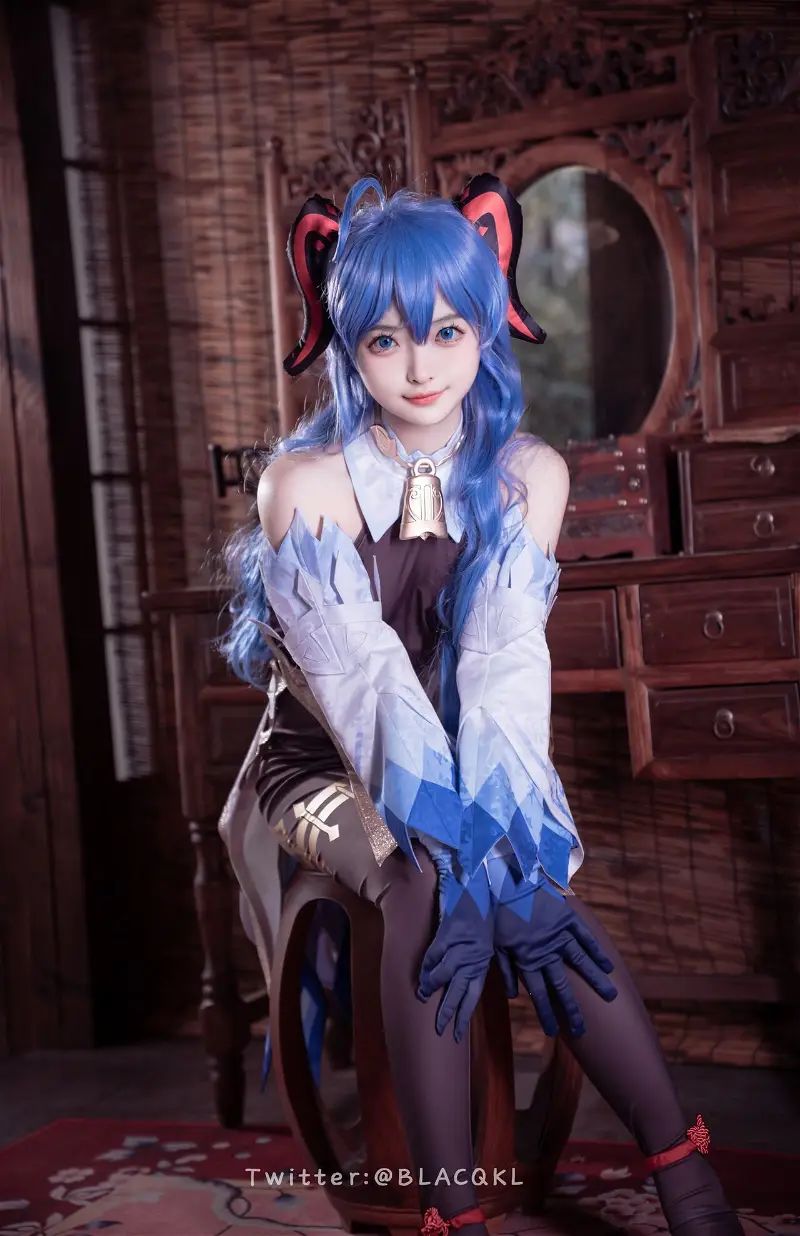 hình cosplay chapter 175 44