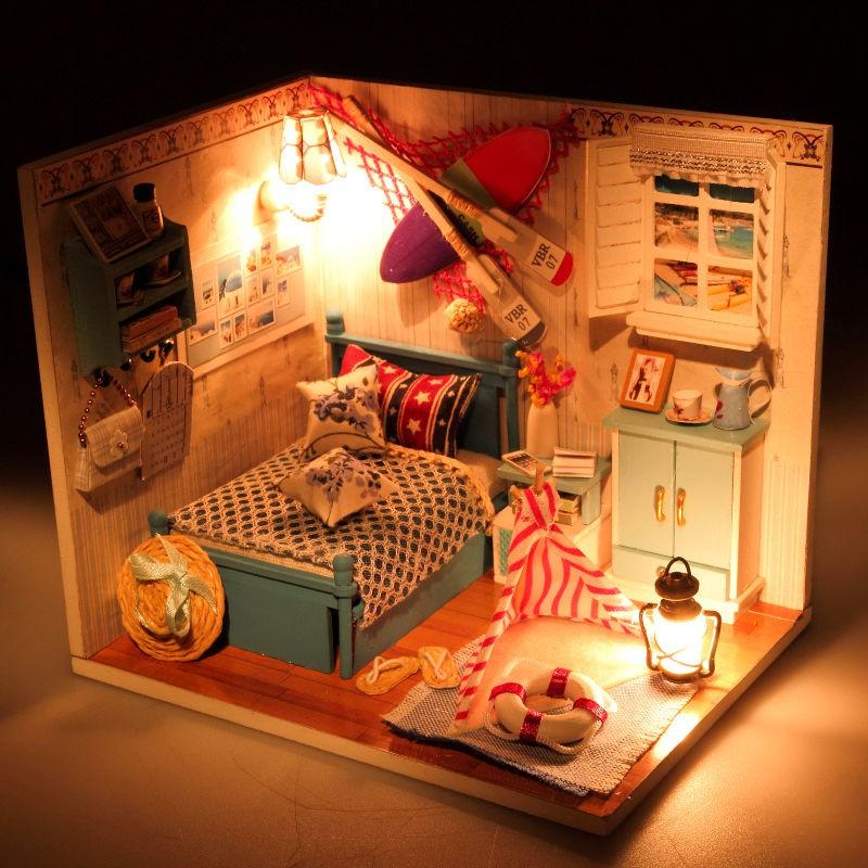 Mô hình nhà DIY Doll House Mùa Hè Vui Vẻ Kèm đèn LED