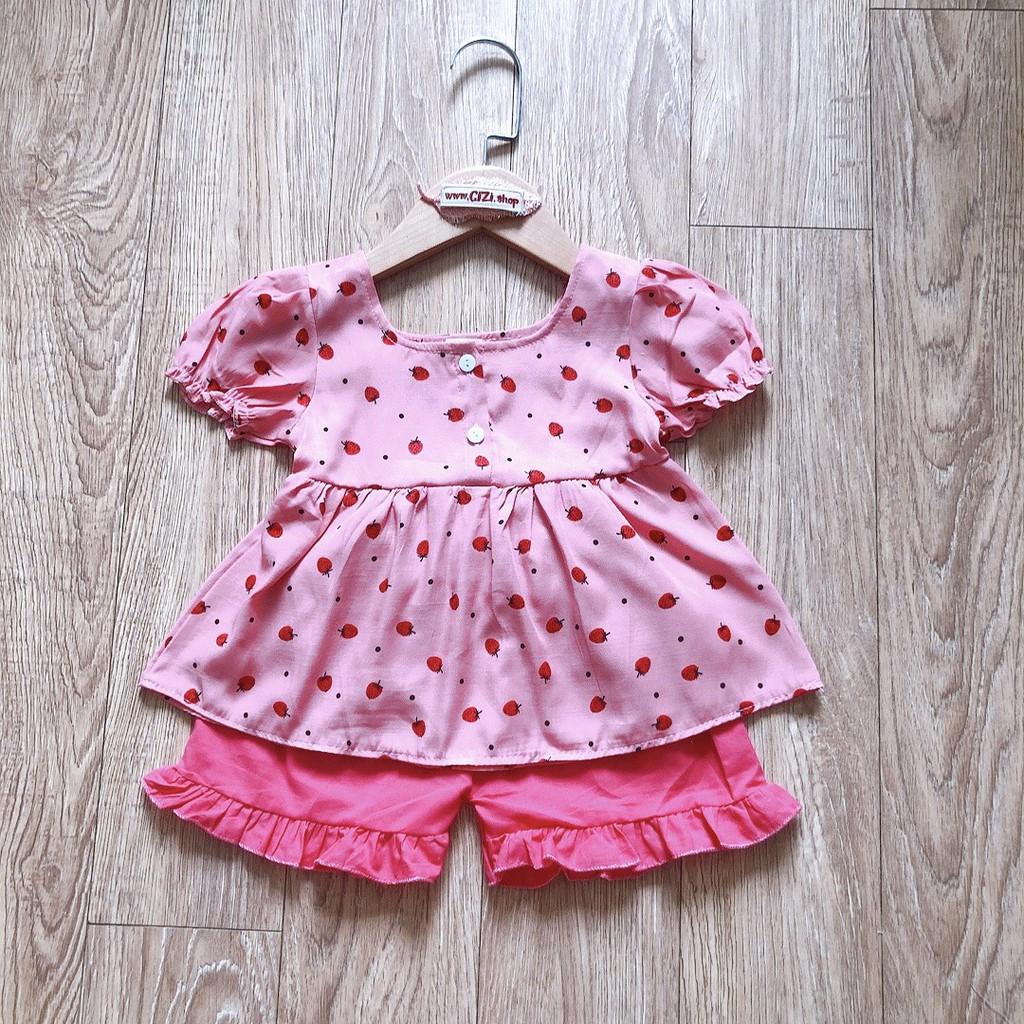 Bộ cộc tay hình dâu cho bé gái, chất đũi siêu mềm mát Cizi.shop