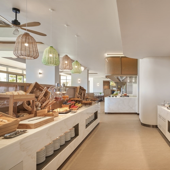 Ixora Ho Tram by Fusion Resort 5* Vũng Tàu - Trọn Gói Gồm Xe Đưa Đón Từ Sài Gòn Dành Cho 02 Người, Buffet Sáng, Hồ Bơi, Bãi Biển Riêng