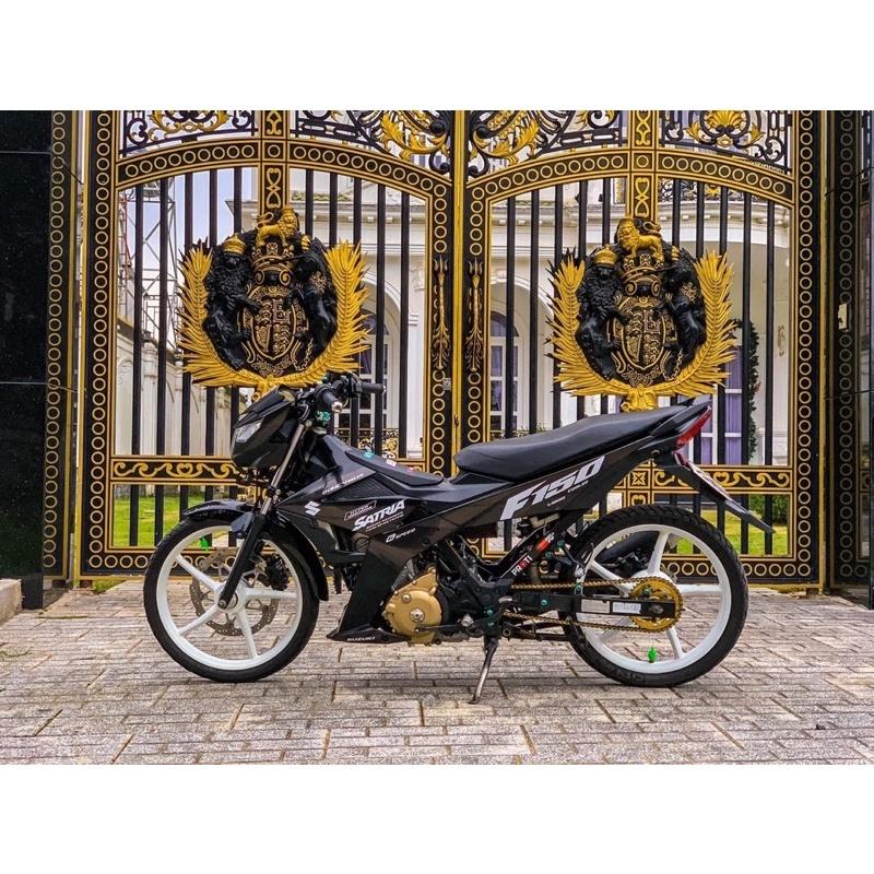 Tem rời xe Satria Fi dán xe đen