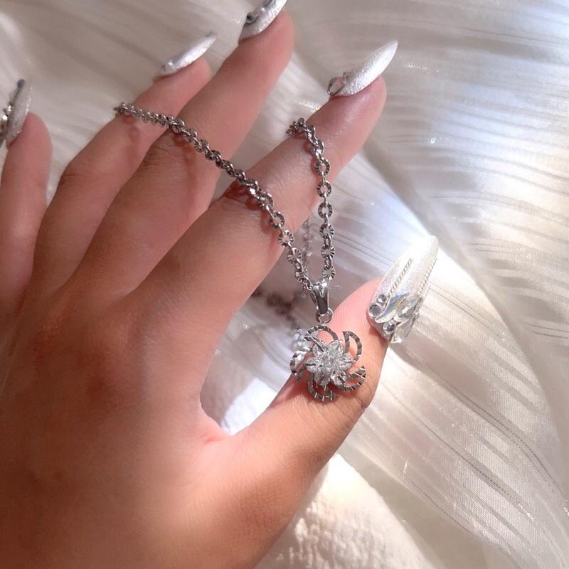 Dây chuyền công khế kèm mặt hoa xoáy siêu đẹp không đen không gỉ