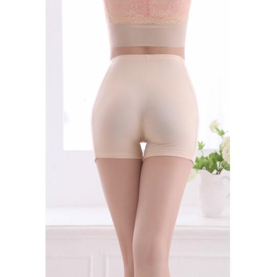 QUẦN MẶC TRONG VÁY KÈM TÚI