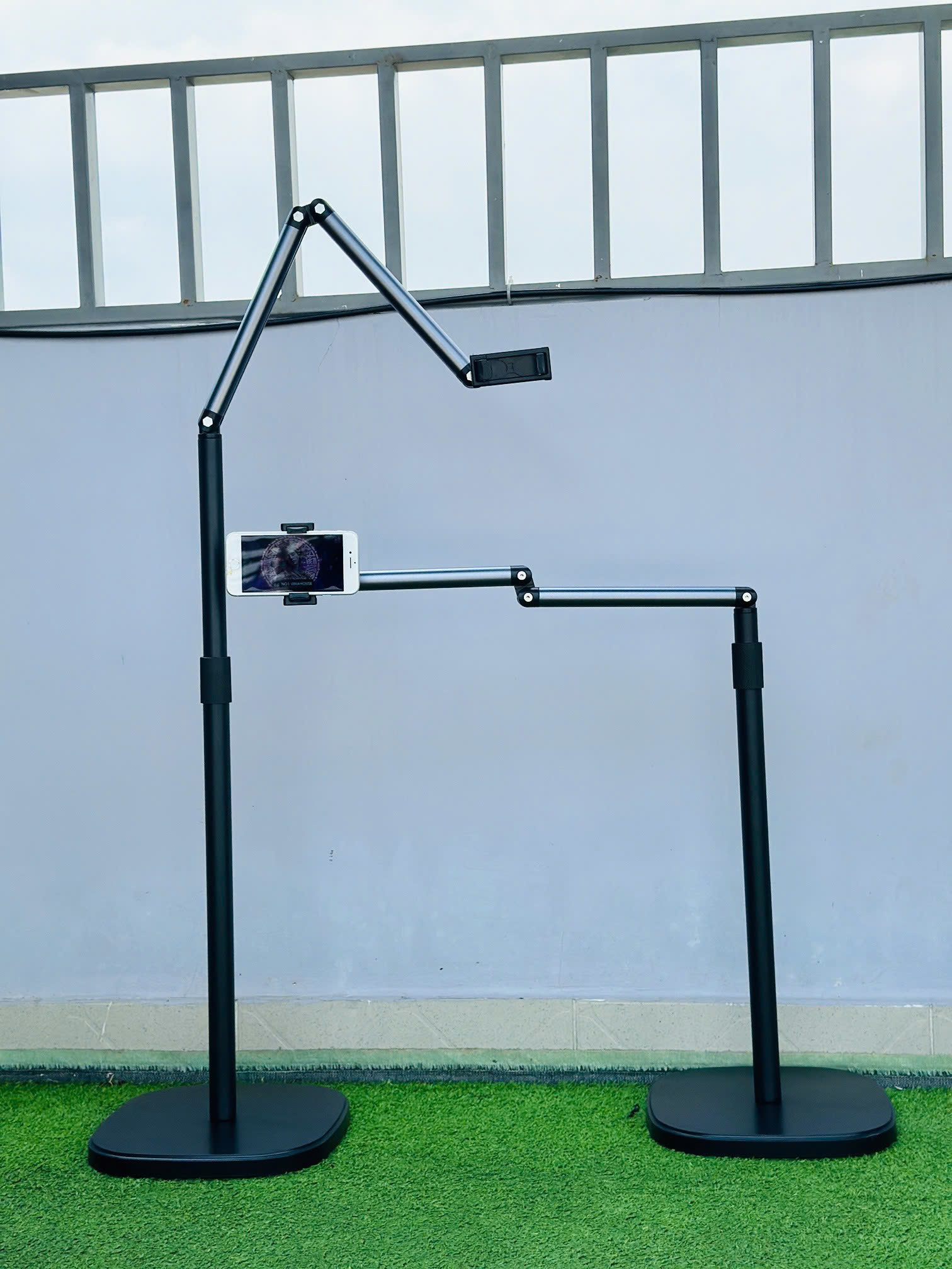 Cây Giá đỡ điện thoại L01 nặng 3kg, cao max 1m6 hỗ trợ livestream, chụp ảnh, ... đa năng tiện dụng chắc chắn hàng nhập khẩu
