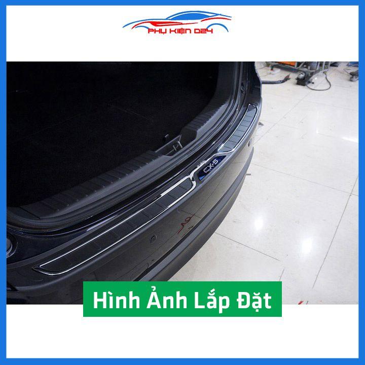 Ốp chống trầy cốp ngoài nhựa đen CX5, CX-5 2018-2019-2020-2021-2022 Mẫu 1 dán cốp sau chống xước trang trí xe
