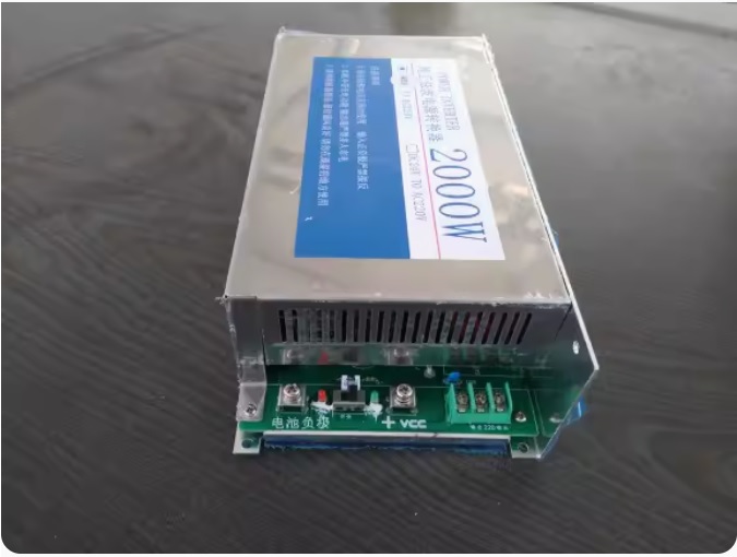 Biến tần, bộ kích đ iện DC sang AC Sóng sin tinh khiết 2000 watt 48V đến 220 V