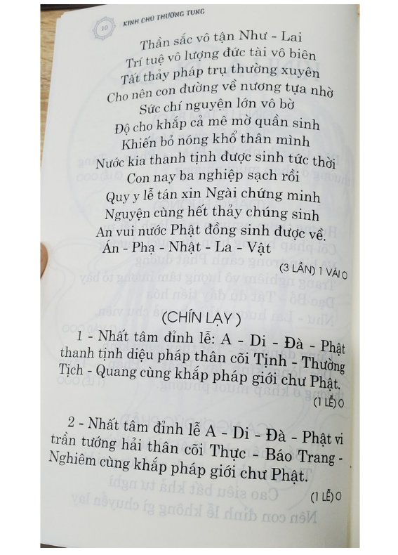 Sách - Kinh chú thường tụng - bìa cứng