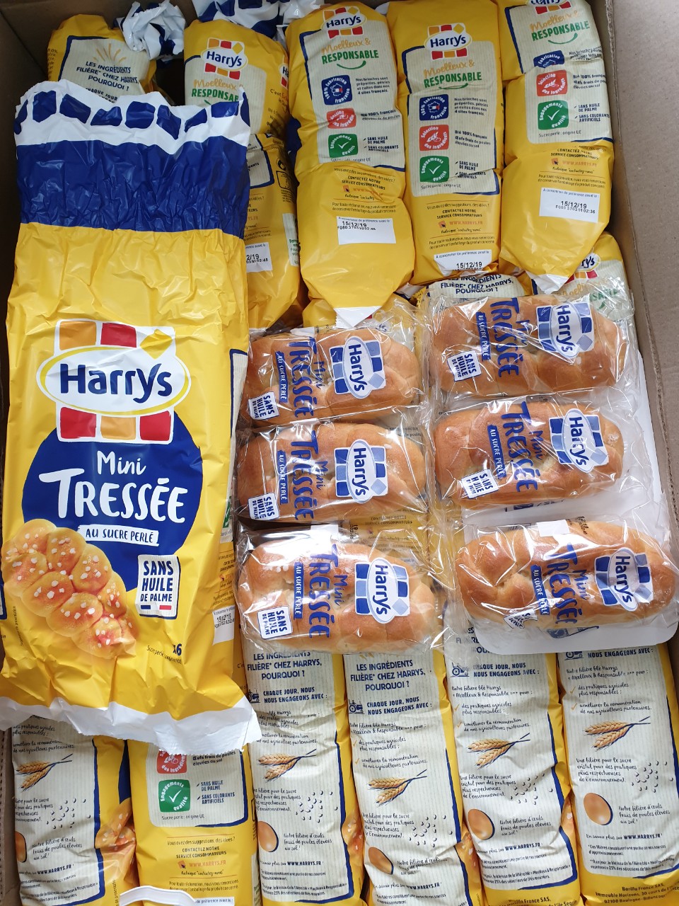 Combo 02 bánh mỳ hoa cúc Harrys Brioche Mini 210g