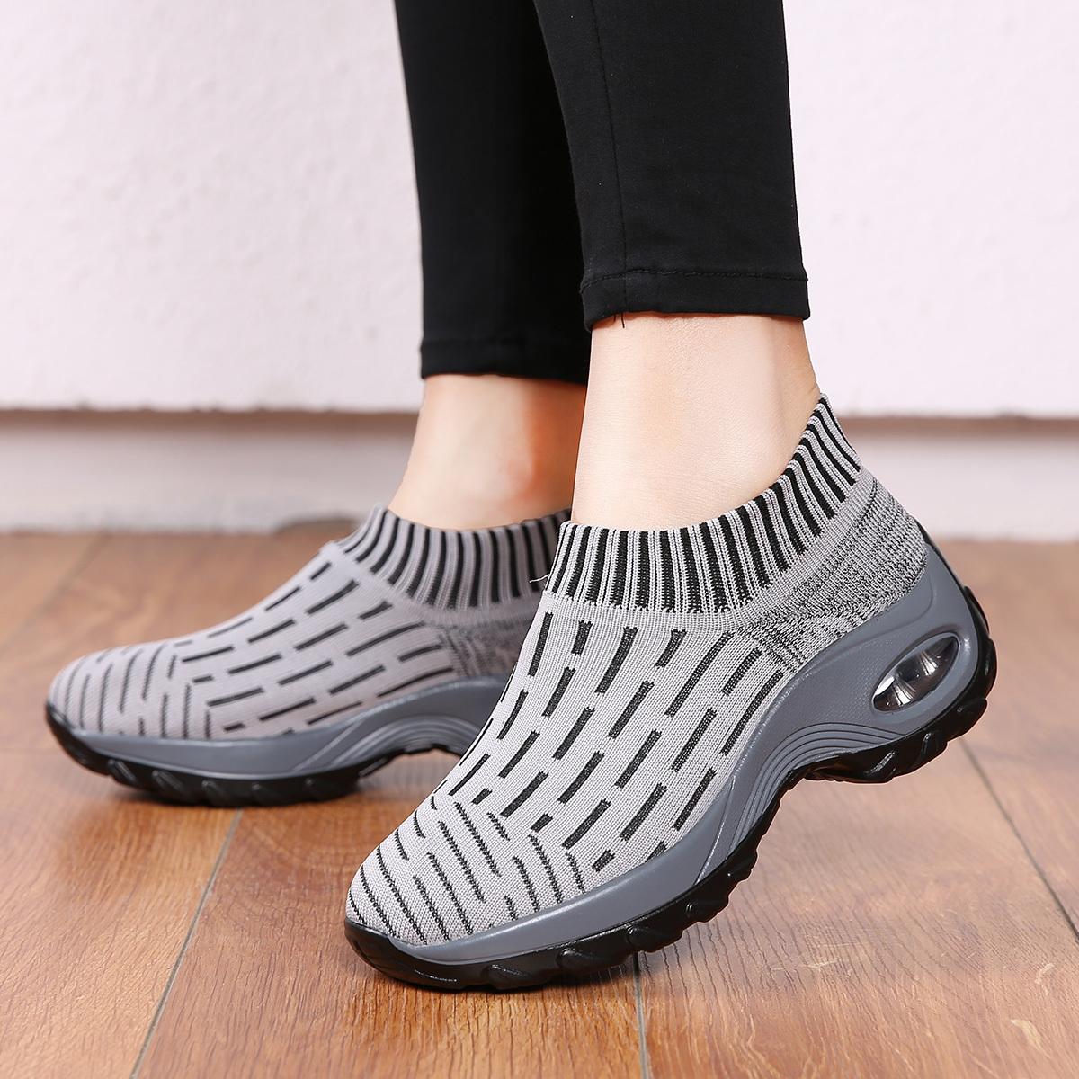 Giày tennis phụ nữ có đệm bằng không khí giày thể thao tăng cao Color: Black tennis shoes Shoe Size: 8
