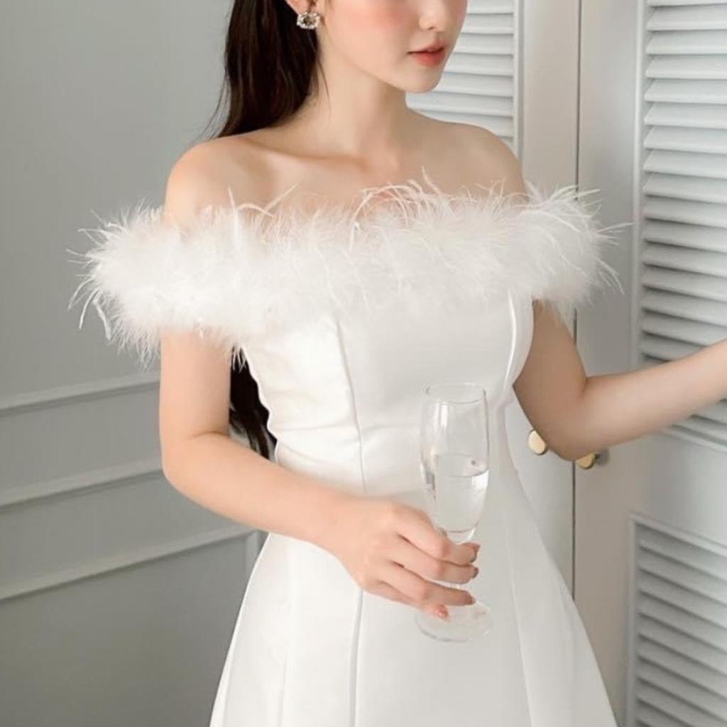 Đầm Thiết Kế MAY I-5 Chất Liệu Tafta Phối Lông Vũ- Đầm Dự Tiệc Sang Trọng Chuẩn MAY