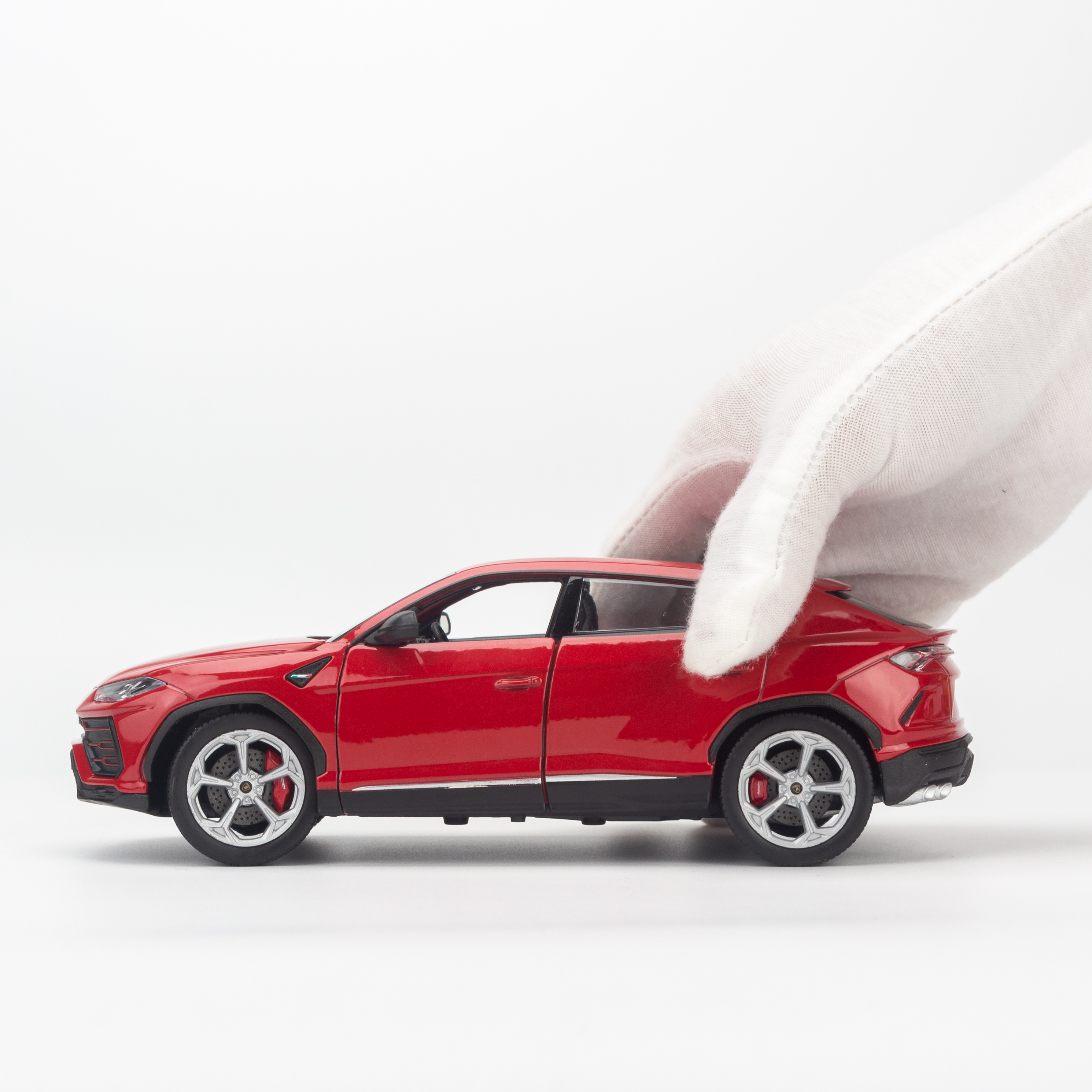 Mô hình xe Lamborghini Urus 1:24 Welly - 24094W