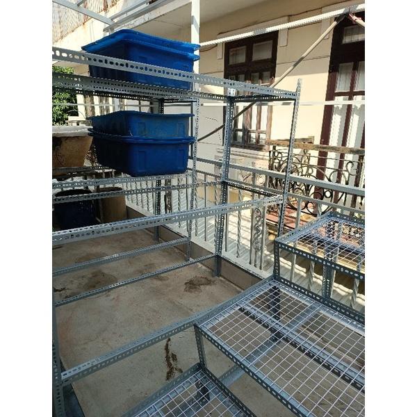 Khung sắt v lỗ 3 tầng .kệ sắt V lỗ đa năng