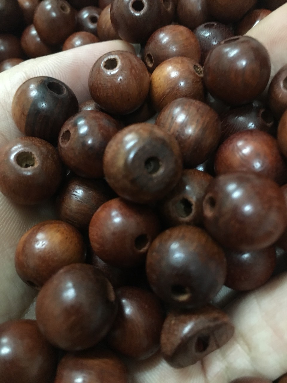 Hạt gỗ hương 12ly - 500gram - Hạt phong thủy làm vòng tay , tràng hạt mang tài lộc , bình an - Trang trí nội thất nhà cửa