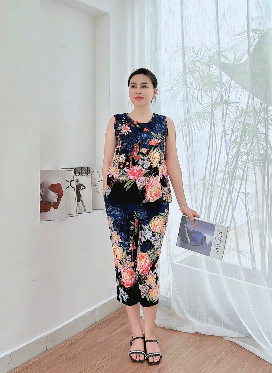 Đồ Bộ Trung Niên Cho Mẹ Quần Lửng Chất Vải Lụa Satin  Bộ Đồ Ngủ Lửng Dành Cho Mẹ Độ Tuổi Trung Niên