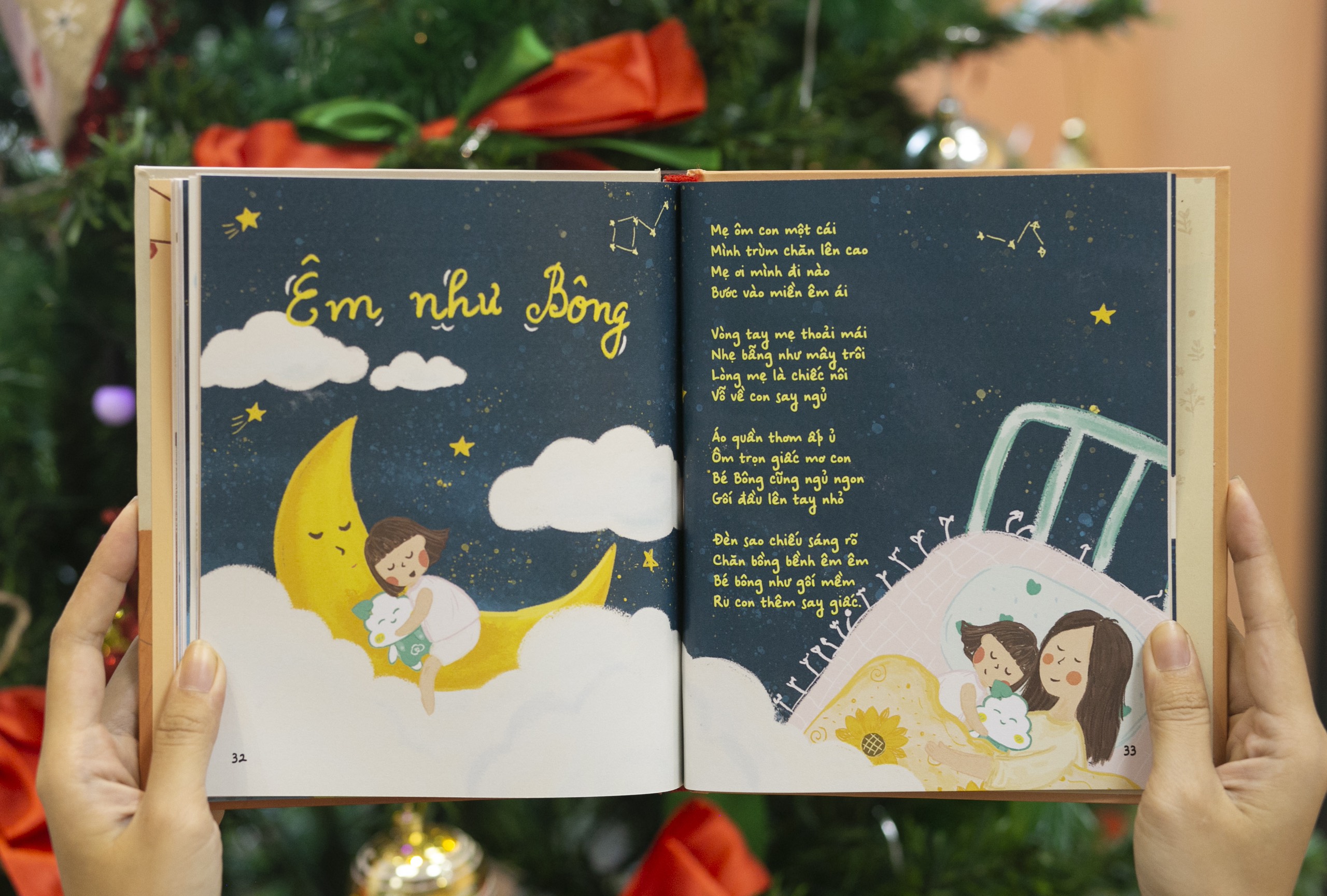 Sách Thơ Ru - Cuốn Đêm Ấm (Bìa cứng, kèm nhạc) - Cho bé trước giờ đi ngủ