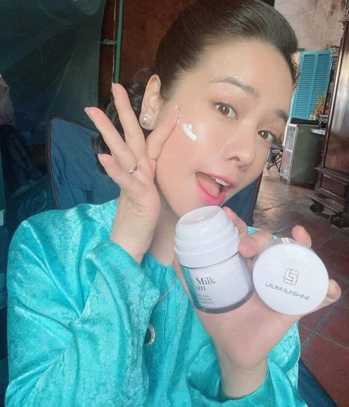 Kem sữa dưỡng trắng da mặt Hàn Quốc 50ml - White Milk Cream - Laura Sunshine - Nhật Kim Anh