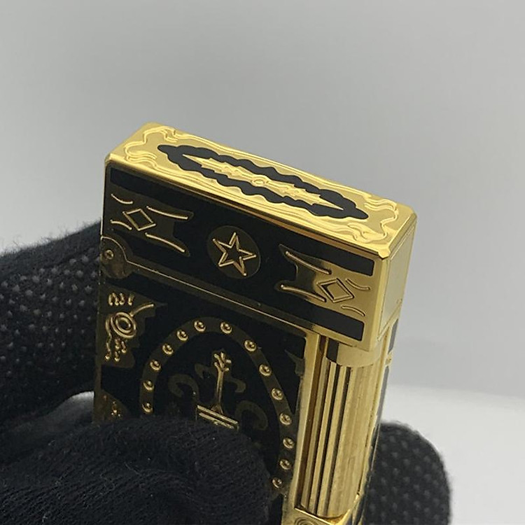 Vỏ Hột Quẹt Bật Lửa Upon D08V Họa Tiết Hoàng Gia Vàng Đen - Dùng Gas Đá Cao Cấp