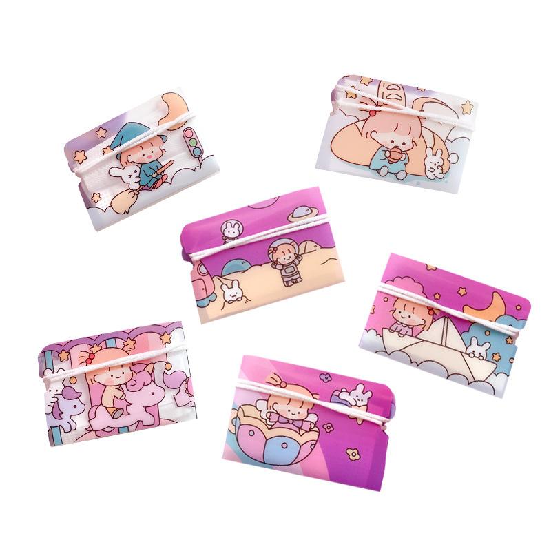 1 kẹp đựng khẩu trang chống bụi xếp gọn in hoạt hình