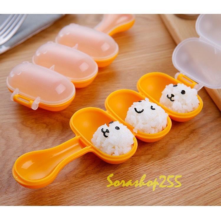 Khay Lắc Cơm Cho Bé Yêu Tặng Kèm Vá