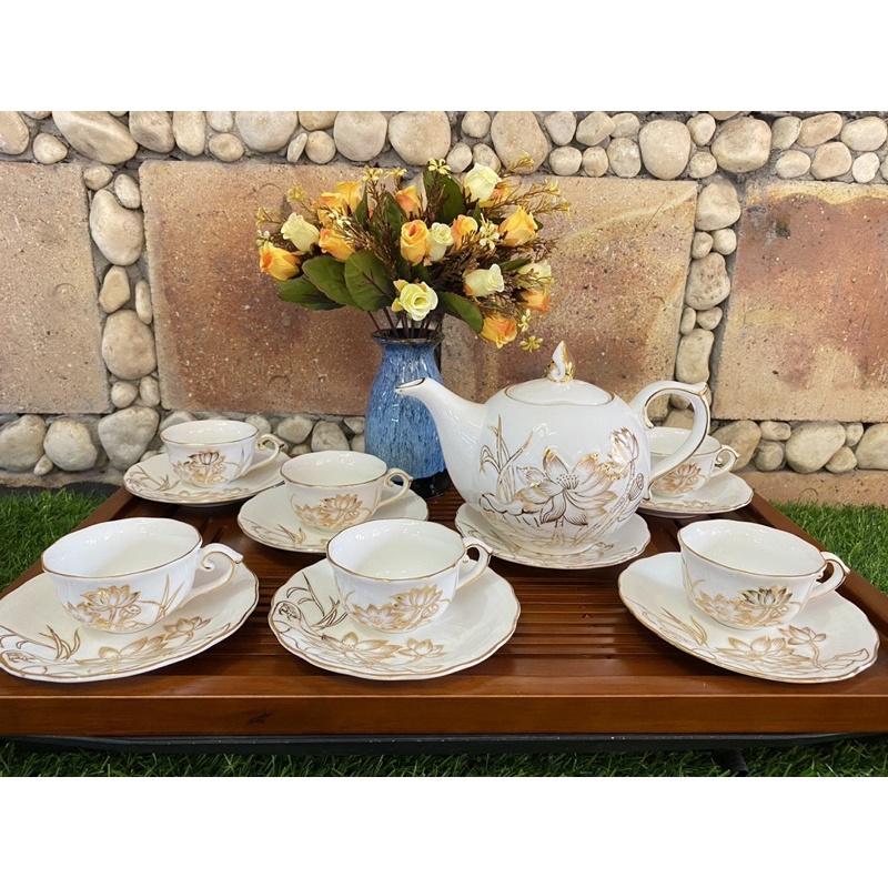 Bộ ấm chen sen vẽ vàng đủ 3 màu cơ bản cực đẹp hàng chuẩn Bát Tràng