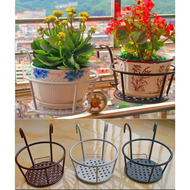 GIỎ TREO CHẬU HOA BAN CÔNG