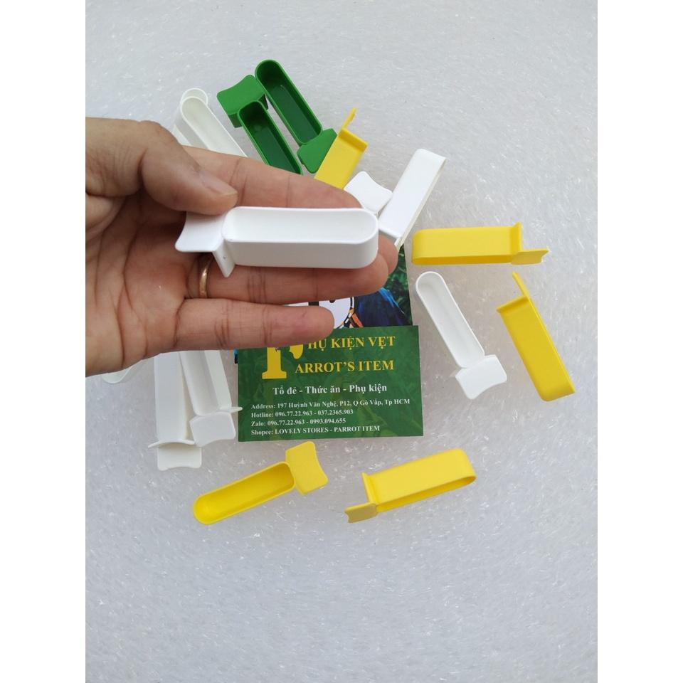 [Ảnh thật] 1 CÓNG DẸT ĐỰNG KHOÁNG, VITAMIN (NHỎ) CHO CHIM CẢNH, VẸT, YẾN PHỤNG