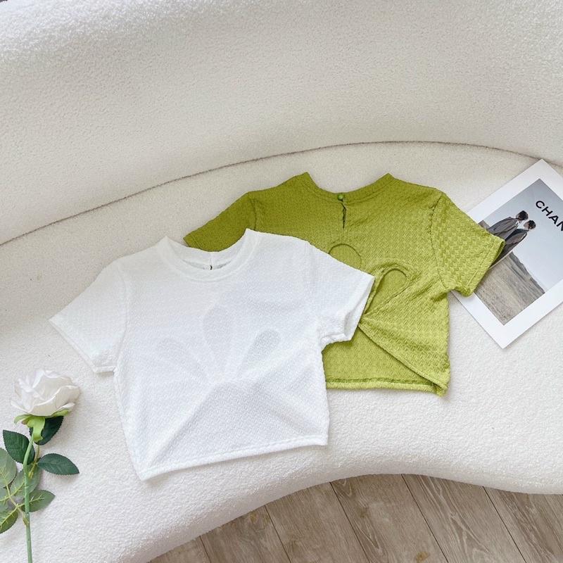 Áo croptop kiểu sexy hở lưng hình hoa, vải xốp mịn ôm form