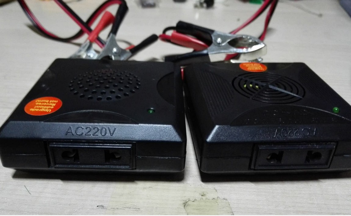 Bộ kích điện 12V lên 220V 180W