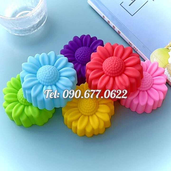 Bộ 10 khuôn silicon 3 lớp làm bánh, rau câu, bánh bông lan, bánh da lợn, bánh Cookie hoa cúc 3 chiều – Mã số 1186