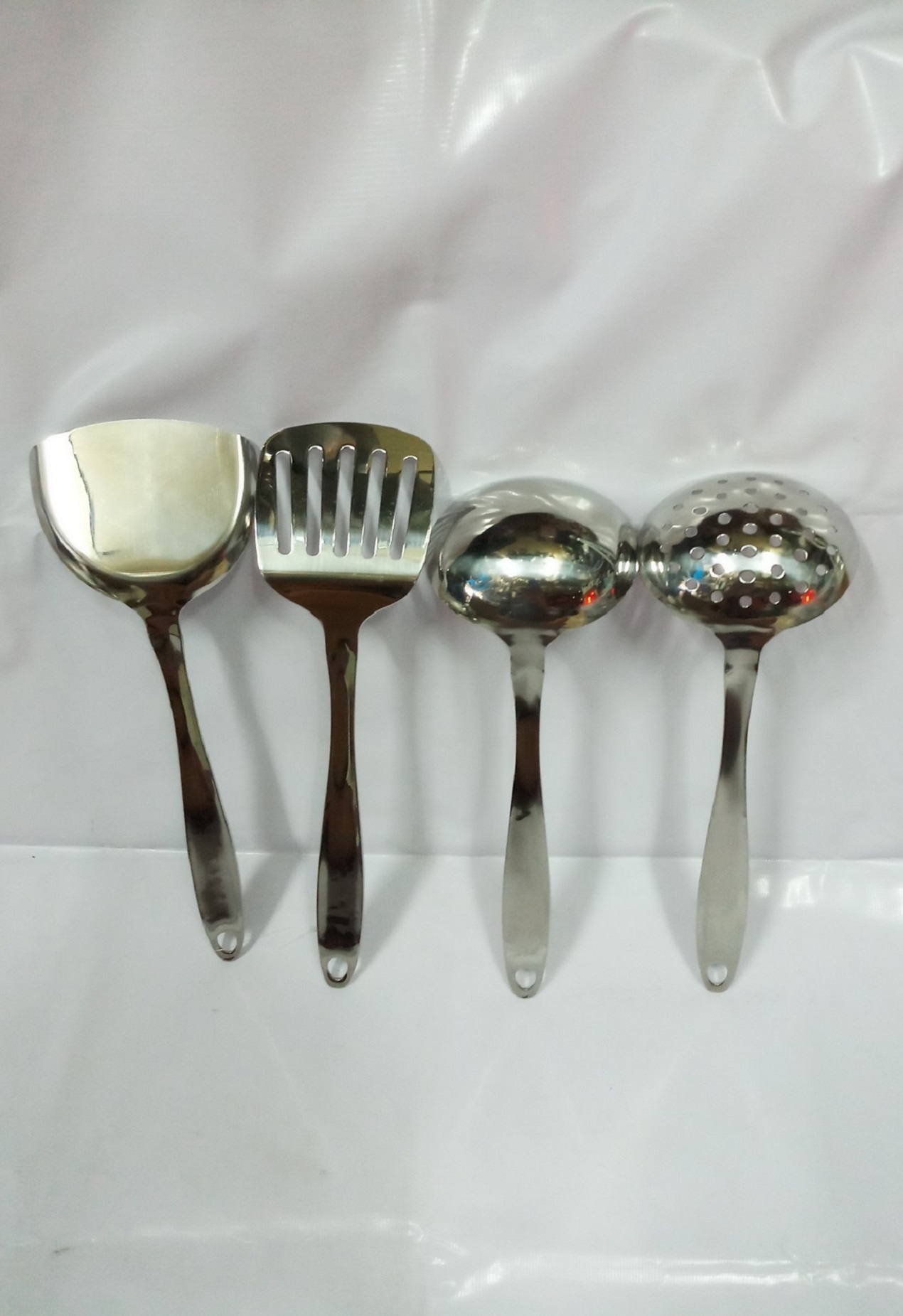 COMBO 1 VÁ MÚC CANH+1 VÁ LỔ VỚT TRỨNG+1 SẠN LẬT+1 SẠN LẬT RÃNH. INOX CAO CẤP.